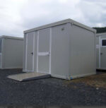 bloque sanitario pmr nuevo con wc pmr, lavabo pmr, wc estándar y lavamanos - Imagen 4